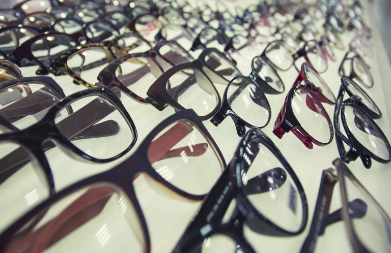 okulary i oprawy okularowe